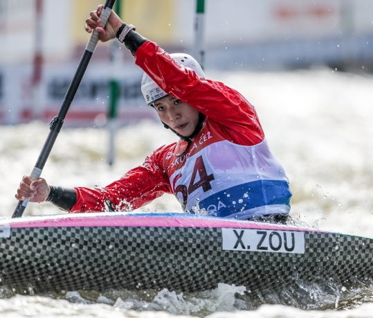 2022 ICF CANOE SLALOM WORLD CUP PRAGUE Xiaolin Zou