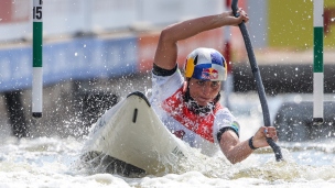 2021 ICF Canoe Slalom World Cup Prague Jessica FOX