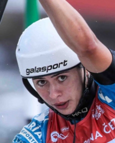 2022 ICF CANOE SLALOM WORLD CUP PRAGUE Clara Gonzales