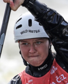 2022 ICF CANOE SLALOM WORLD CUP PRAGUE Johanna Koecher
