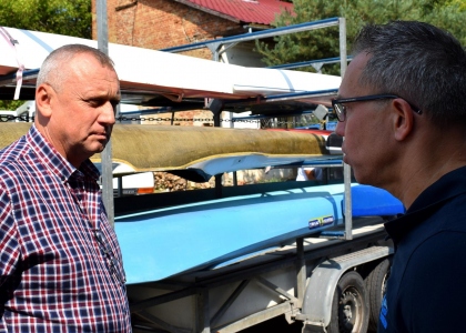 Hungary have donated 21 boats and five paddles to Ukraine