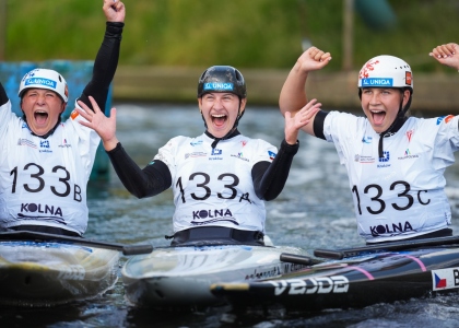 Czechia celebrate victory in the women's junior canoe teams Czechia canoe teams Krakow 2026 celebrations