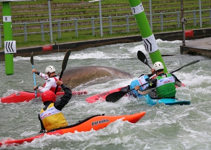 ICF kayak cross