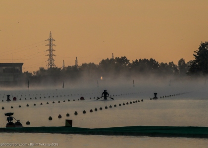 Canoe marathon silhouette scenic Pitesti 2021