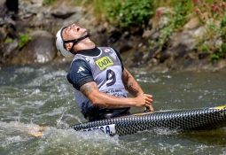 Adam Burgess won C1 silver at the season-opener in La Seu