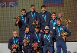 France podium Sydney 2025 canoe teams