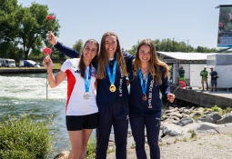 Ottilie Robinson-Shaw canoe freestyle kayak 2025 Plattling gold medal