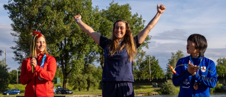 Ottilie Robinson-Shaw canoe freestyle plattling 2024