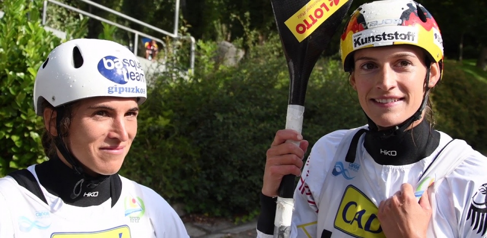 Maialen Chourraut and Ricarda Funk semi-final #ICFslalom 2017 Canoe World Cup Final La Seu