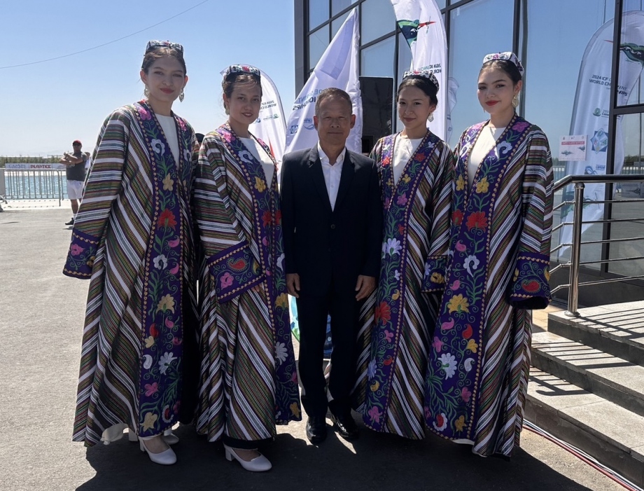 ACC President Chainarong Charoenruk visited Samarkand Chainarong Charoenruk Samarkand Canoe Sprint 2024