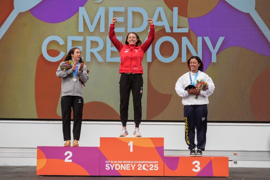 Klaudia Zwolinska Poland C1 Sydney 2025 canoe slalom podium 1