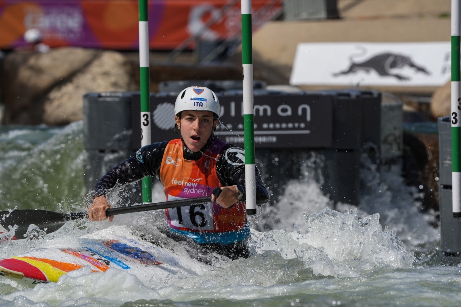 Marta Bertoncelli Italy canoe slalom Sydney 2025 action