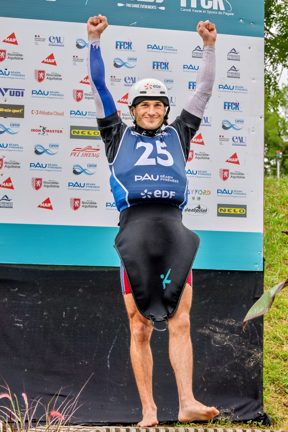 Mathurin Madore was among the French medallists in Lee Valley Mathurin Madore was among the French medallists in Lee Valley