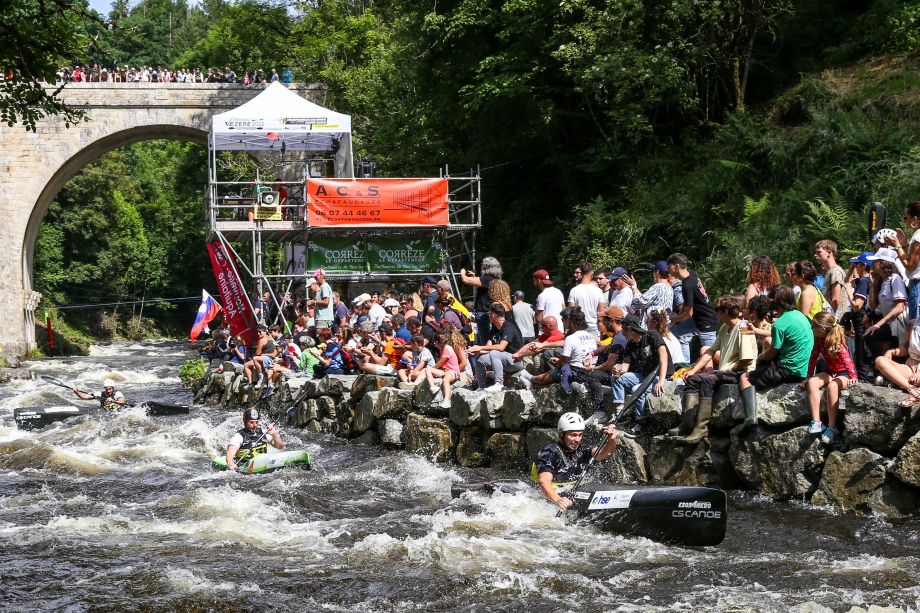 Wildwater Canoeing World Championships Treignac 2022 fans 2
